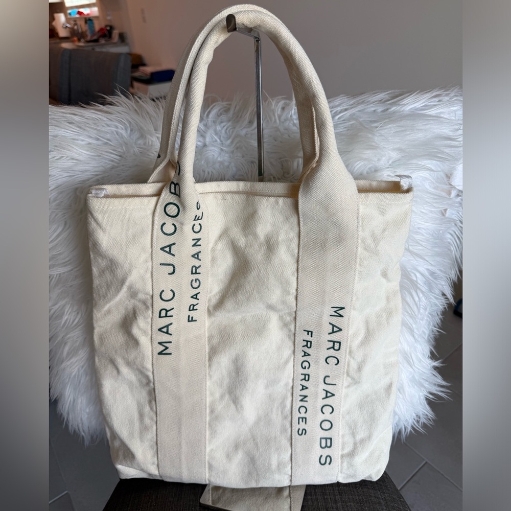 Marc Jacobs Fragrance tote